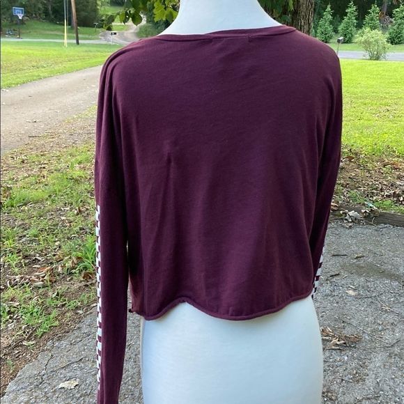 LIMITED EDITION CROPPED LONG SLEEVE TOP SKATER - Picture 4 of 6